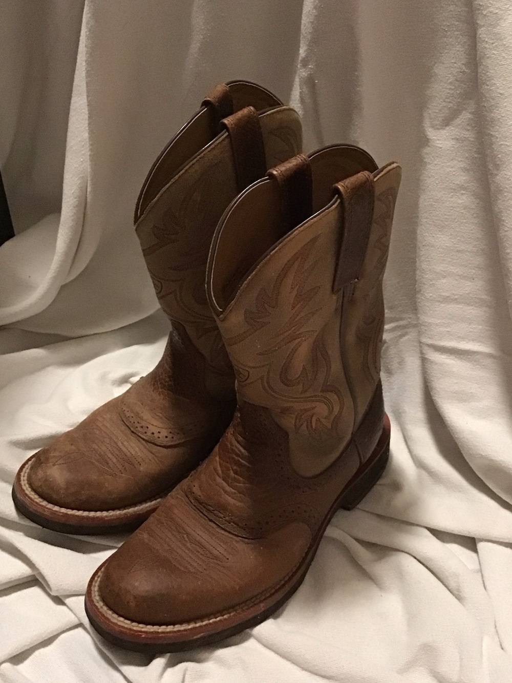 Ariat Two-Tone Brown Leather Western Pull-On Boots